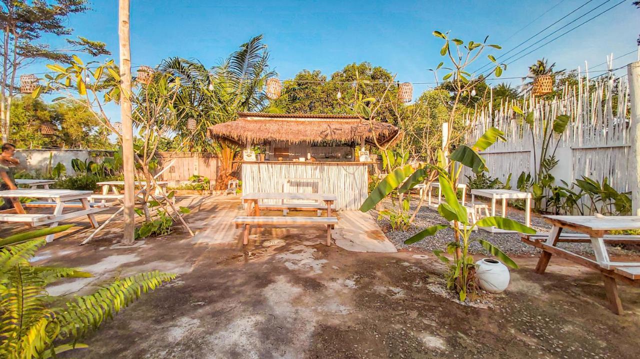 Хостел Beanbag Bintan Backpacker Kangkakawal Экстерьер фото